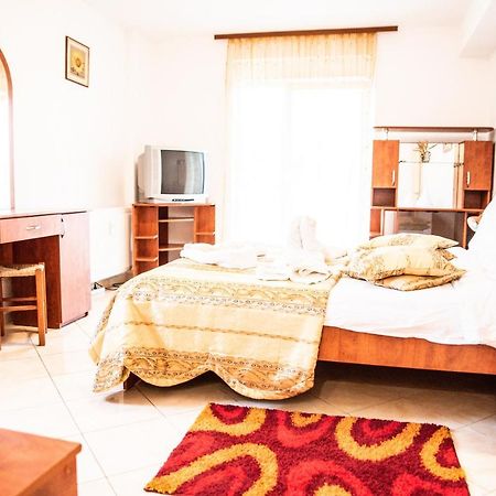 נפטון Club Onix Apartments מראה חיצוני תמונה
