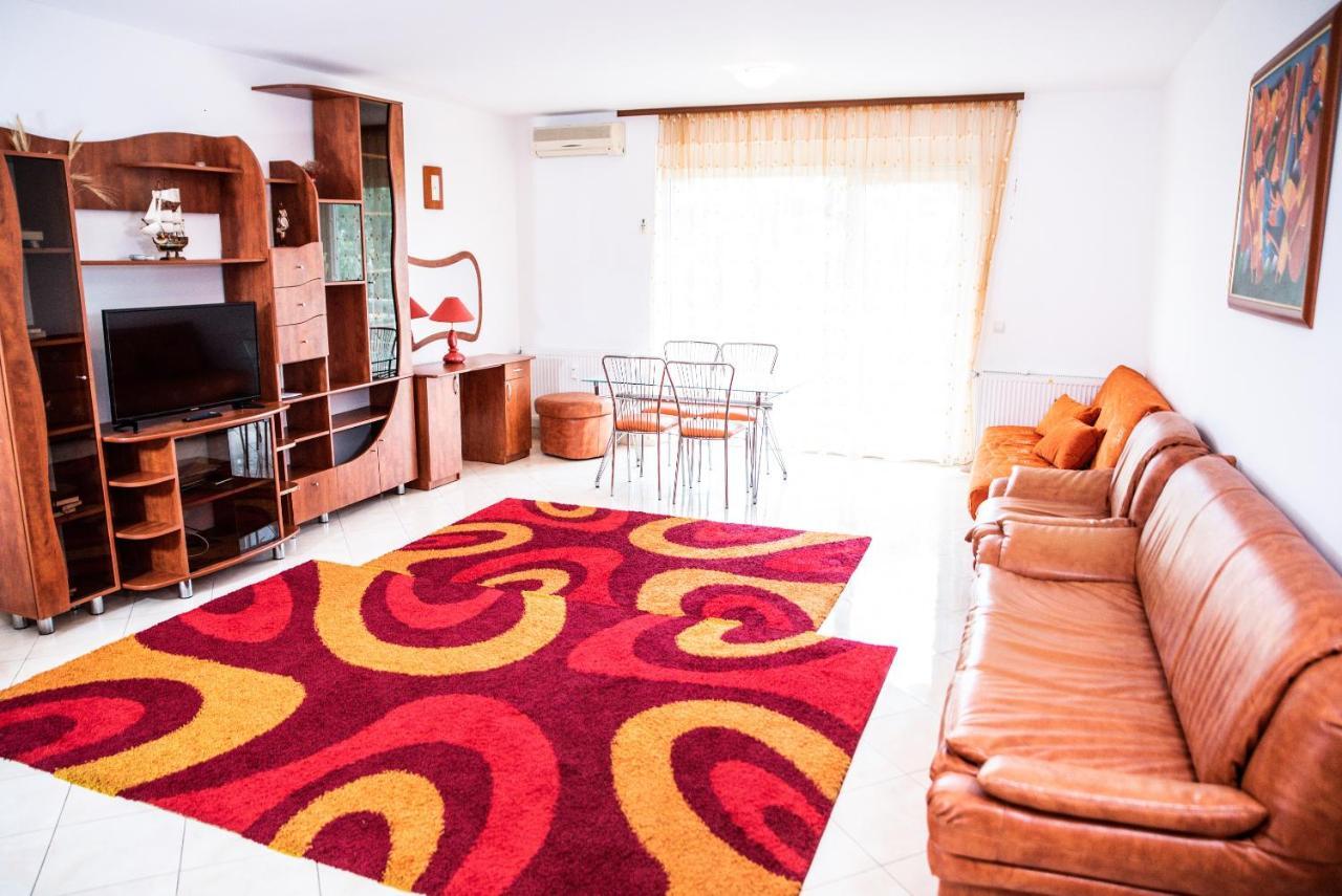 נפטון Club Onix Apartments מראה חיצוני תמונה