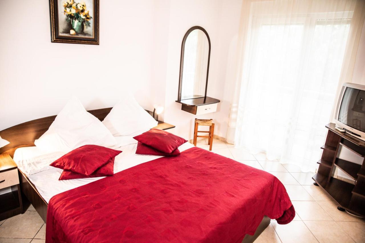 נפטון Club Onix Apartments מראה חיצוני תמונה