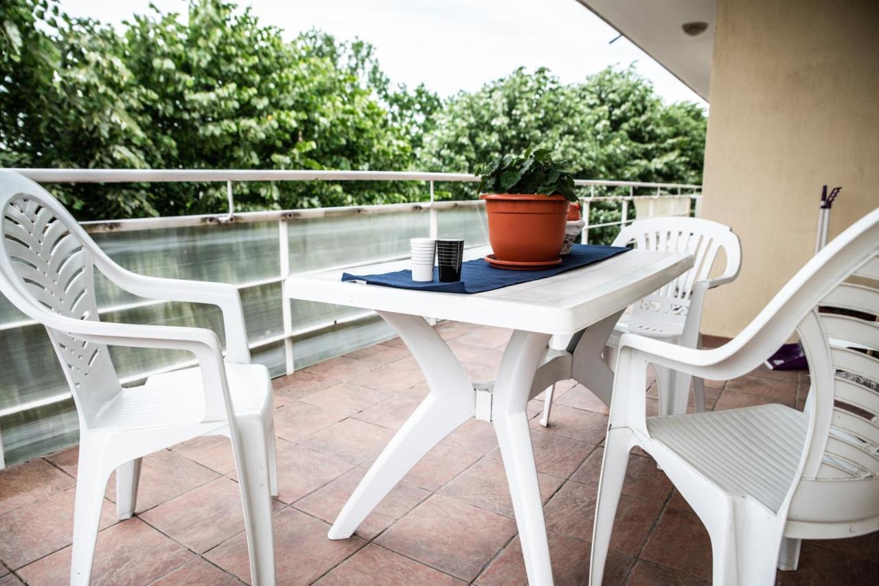 נפטון Club Onix Apartments מראה חיצוני תמונה
