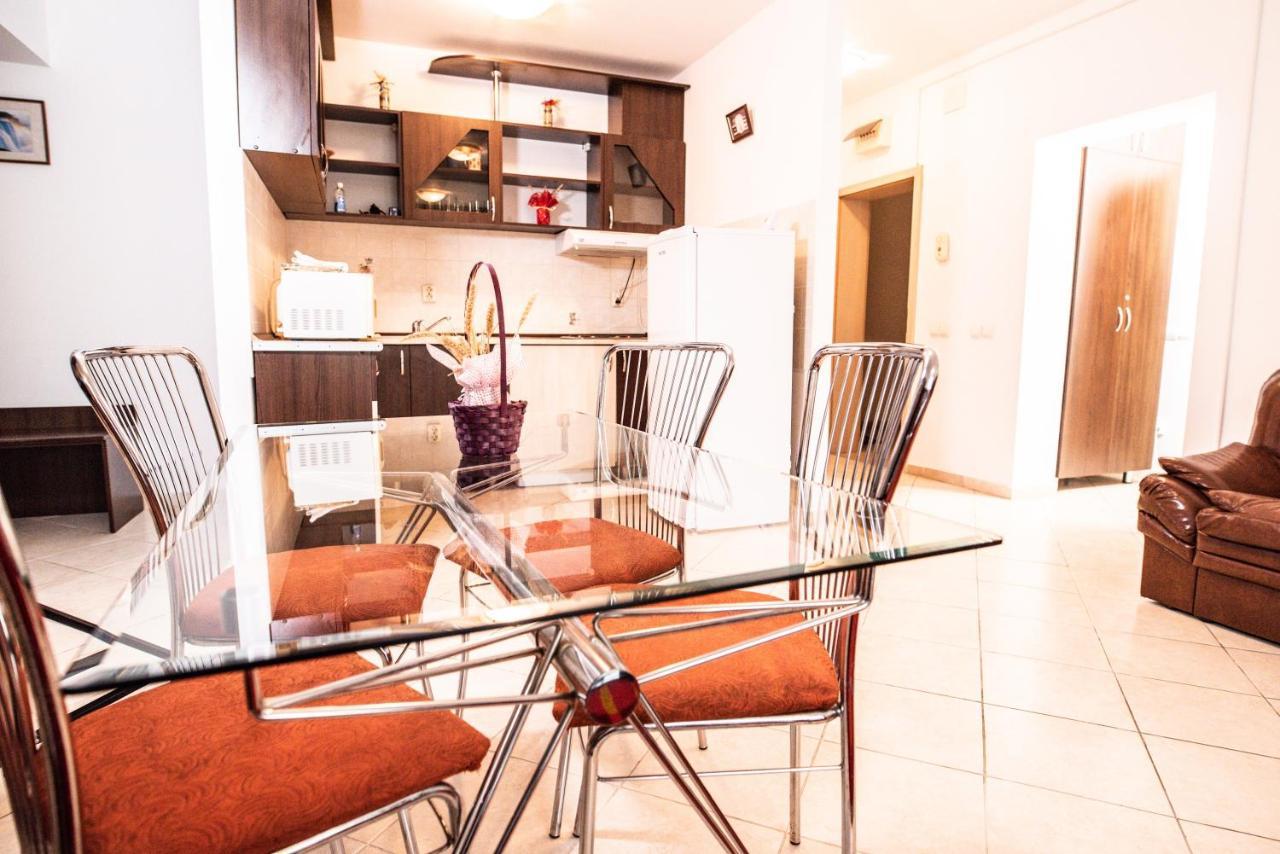נפטון Club Onix Apartments מראה חיצוני תמונה
