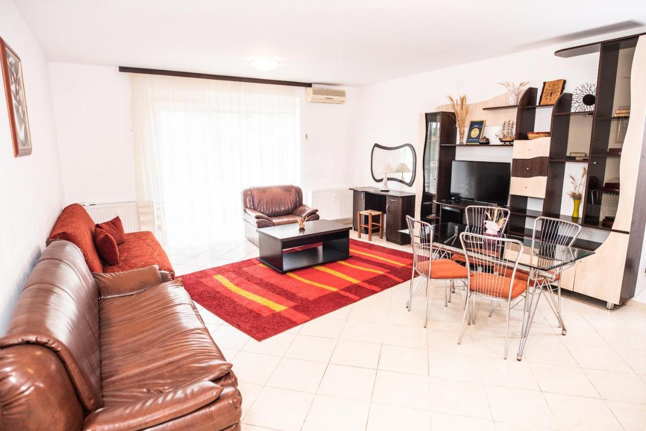 נפטון Club Onix Apartments מראה חיצוני תמונה