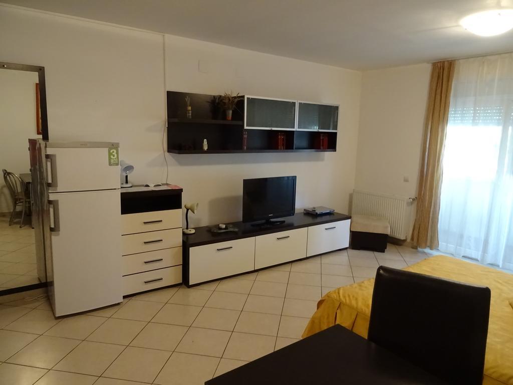 נפטון Club Onix Apartments מראה חיצוני תמונה